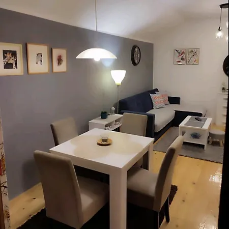 Apartment Kum *